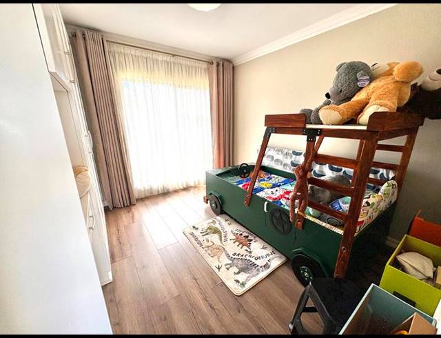 3 BEDROOM HOUSE FOR SALE IN MIDSTREAM MEADOWS